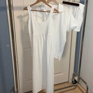 La Vie En Rose White Eyelet set